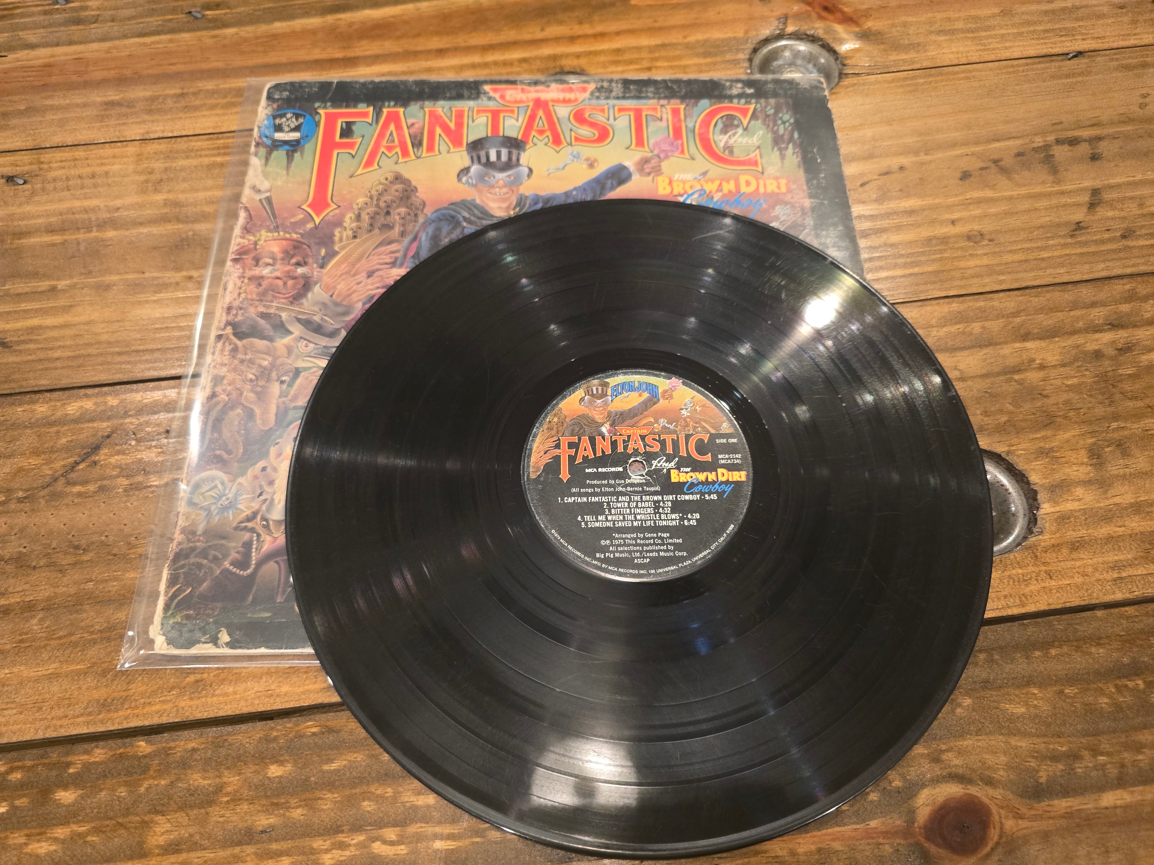 Elton John – Captain Fantastic and the Brown Dirt Cowboy (1975, LP, MCA Records, MCA-2142)