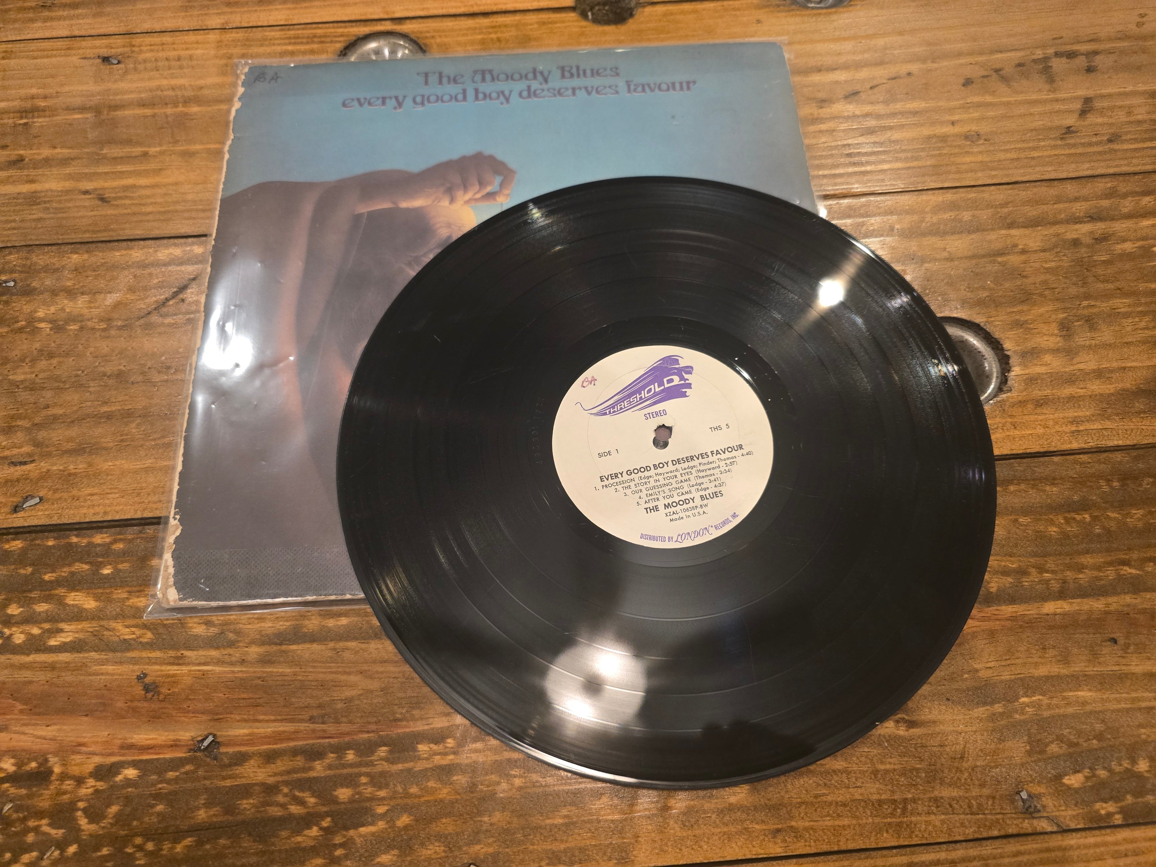 The Moody Blues – Every Good Boy Deserves Favour (1971, LP, Threshold Records, XZAL-10638)