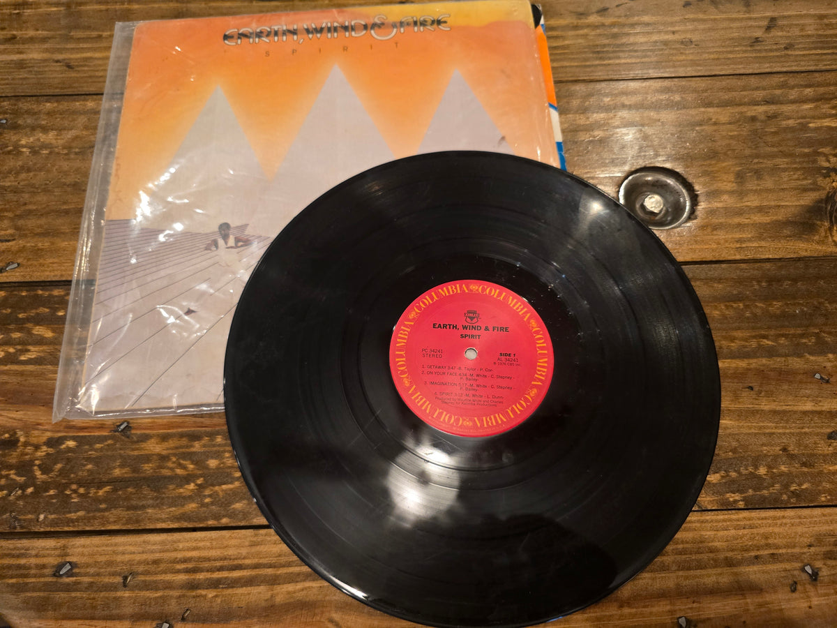 Earth, Wind & Fire – Spirit (1976, LP, Columbia Records, PC-34241)