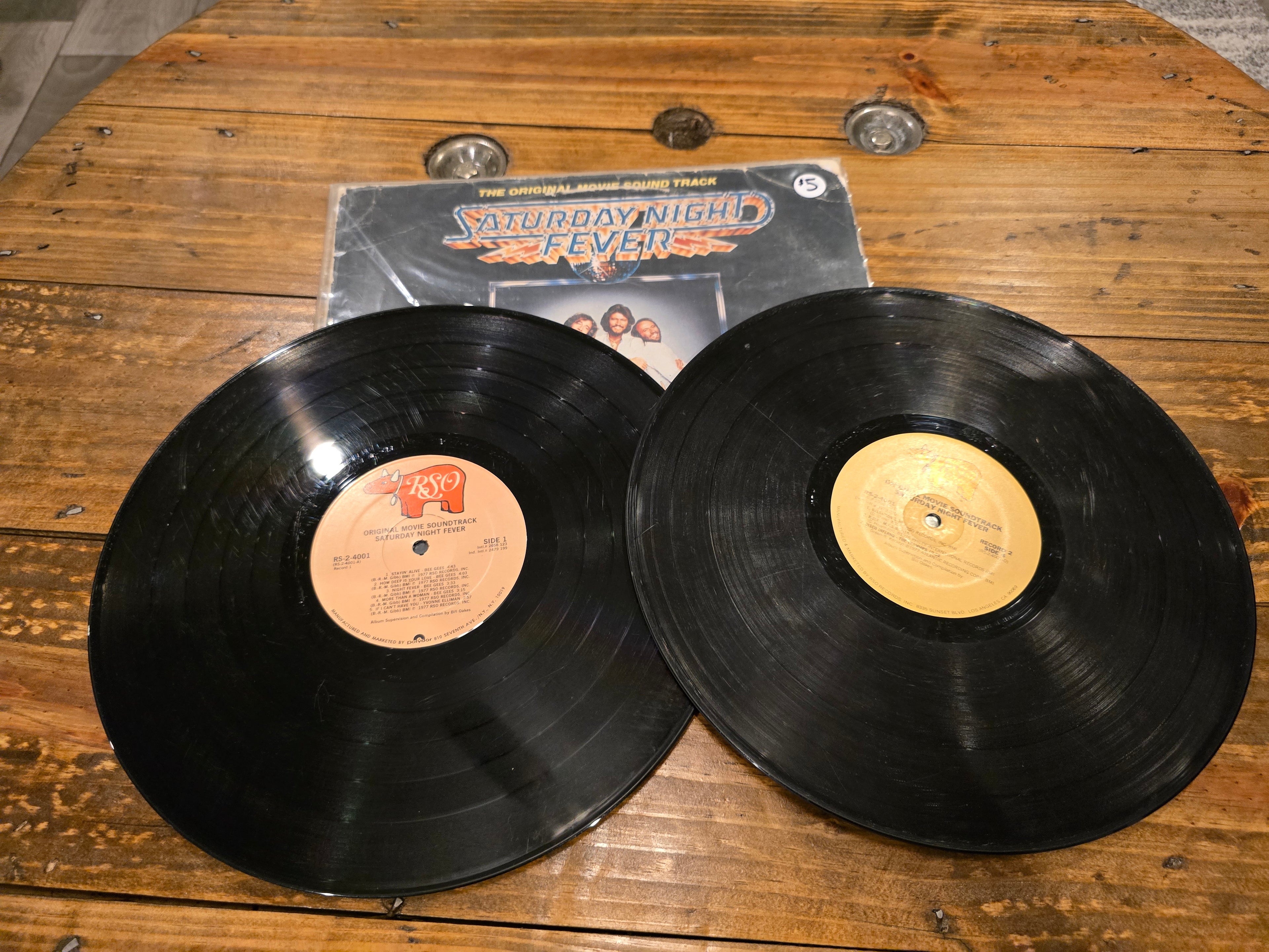 Various – Saturday Night Fever (Soundtrack) (1977, 2xLP, RSO Records, RS-2-4001)