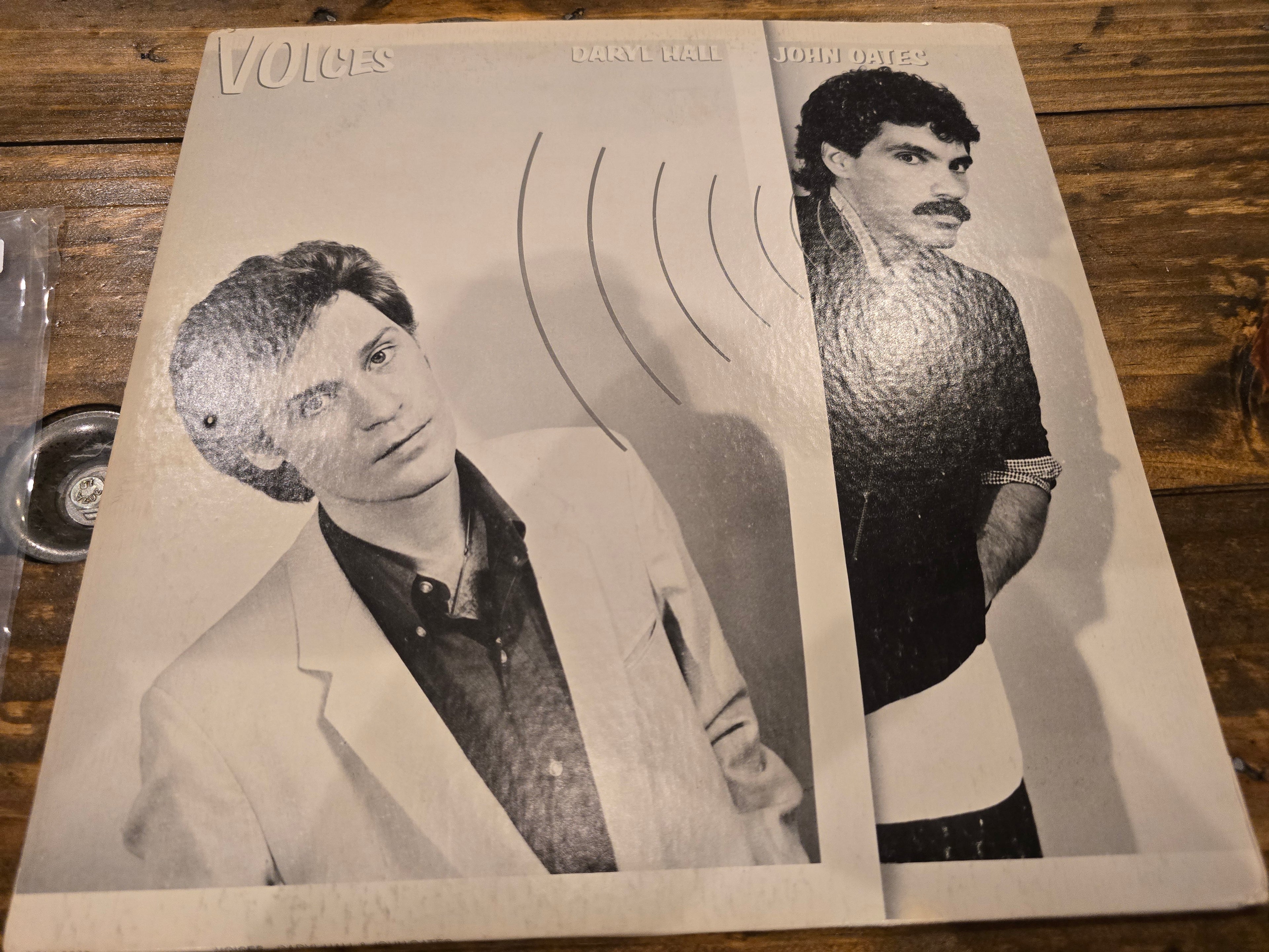 Hall & Oates – Voices (1980, LP, RCA Records, AO-1-3646)