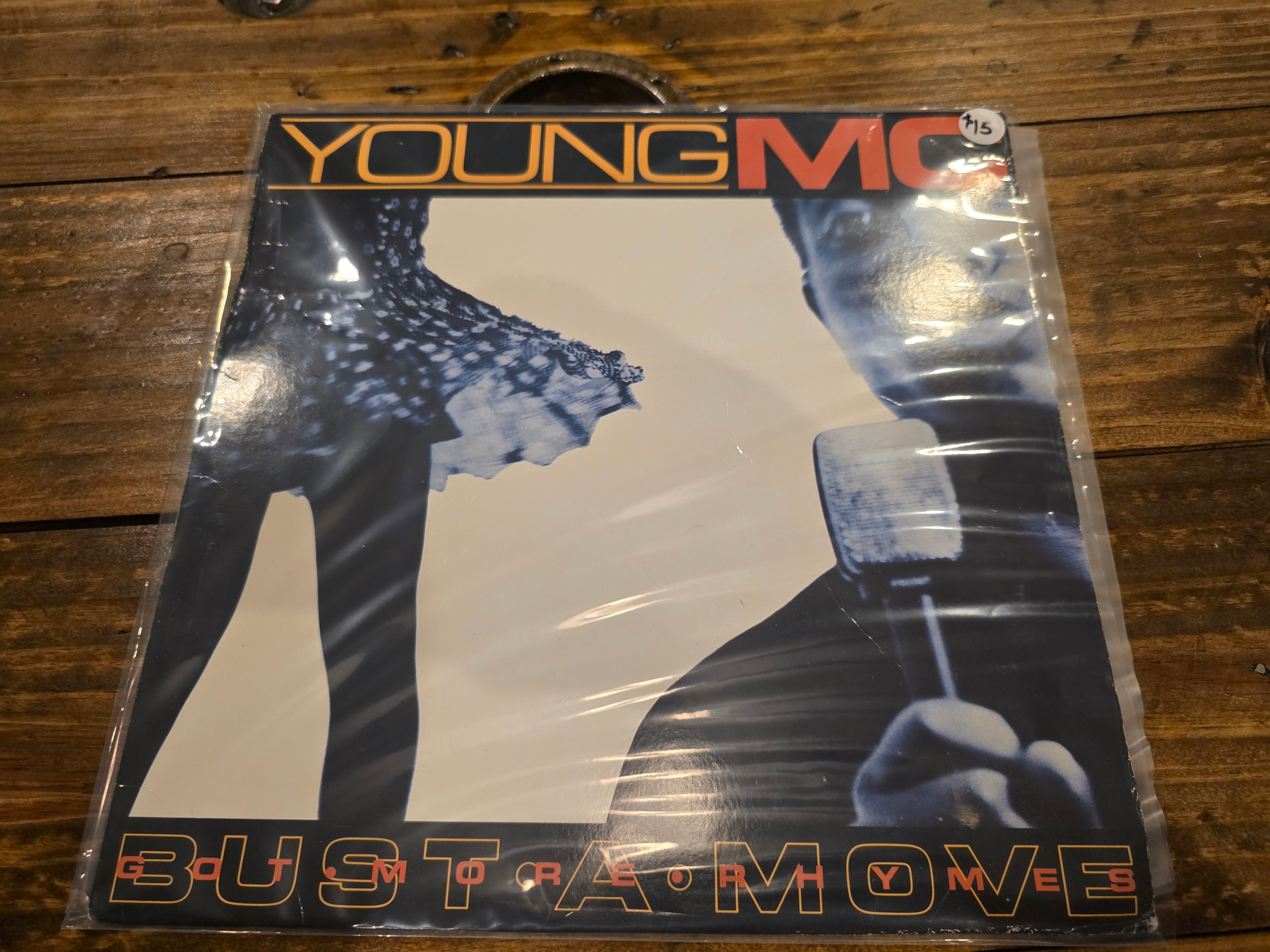 Young MC – Bust a Move (12" Single, Delicious Vinyl, DV-1005)