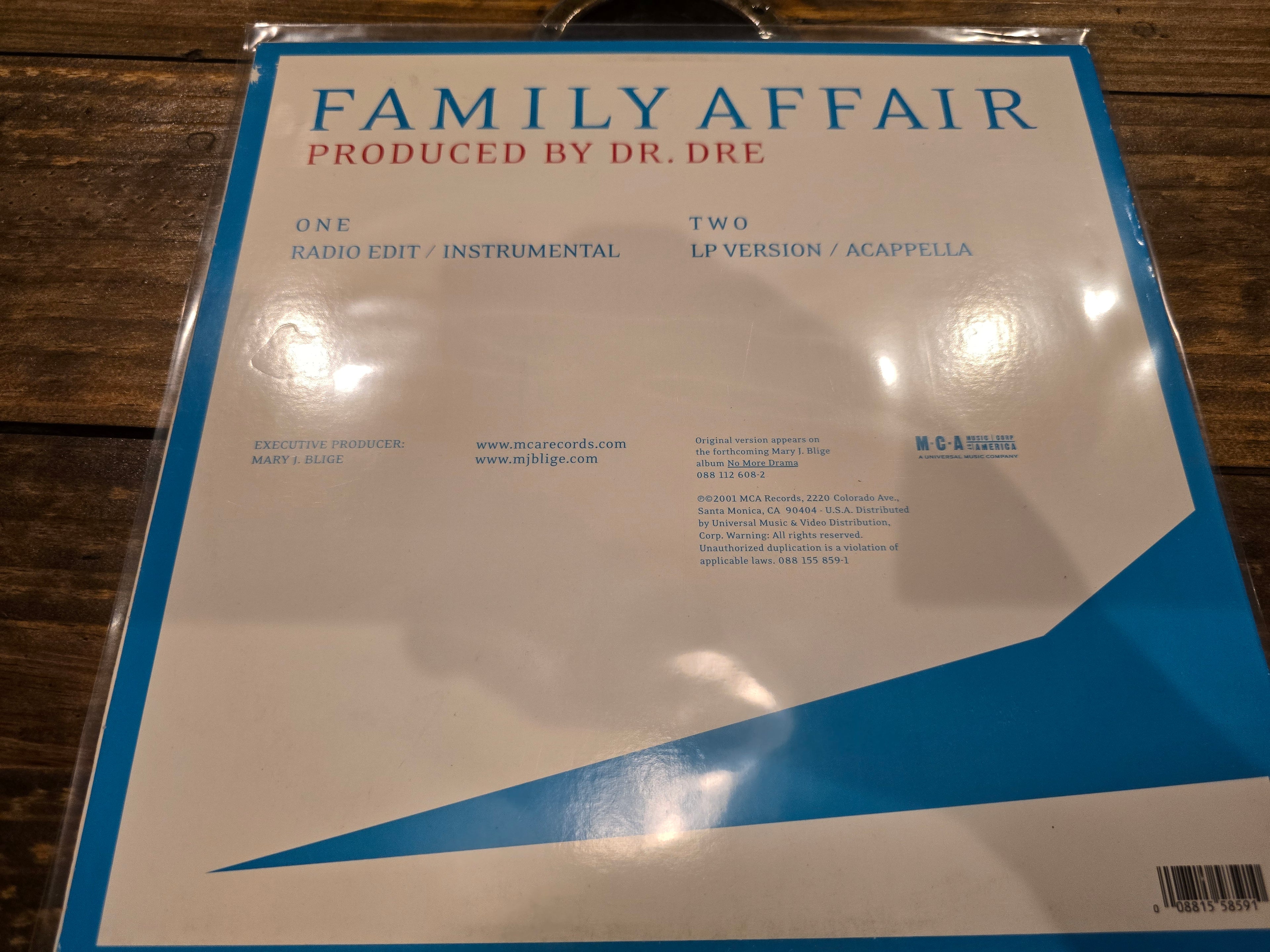 Mary J. Blige – Family Affair (12" Single, MCA Records, 088 155 859-1)