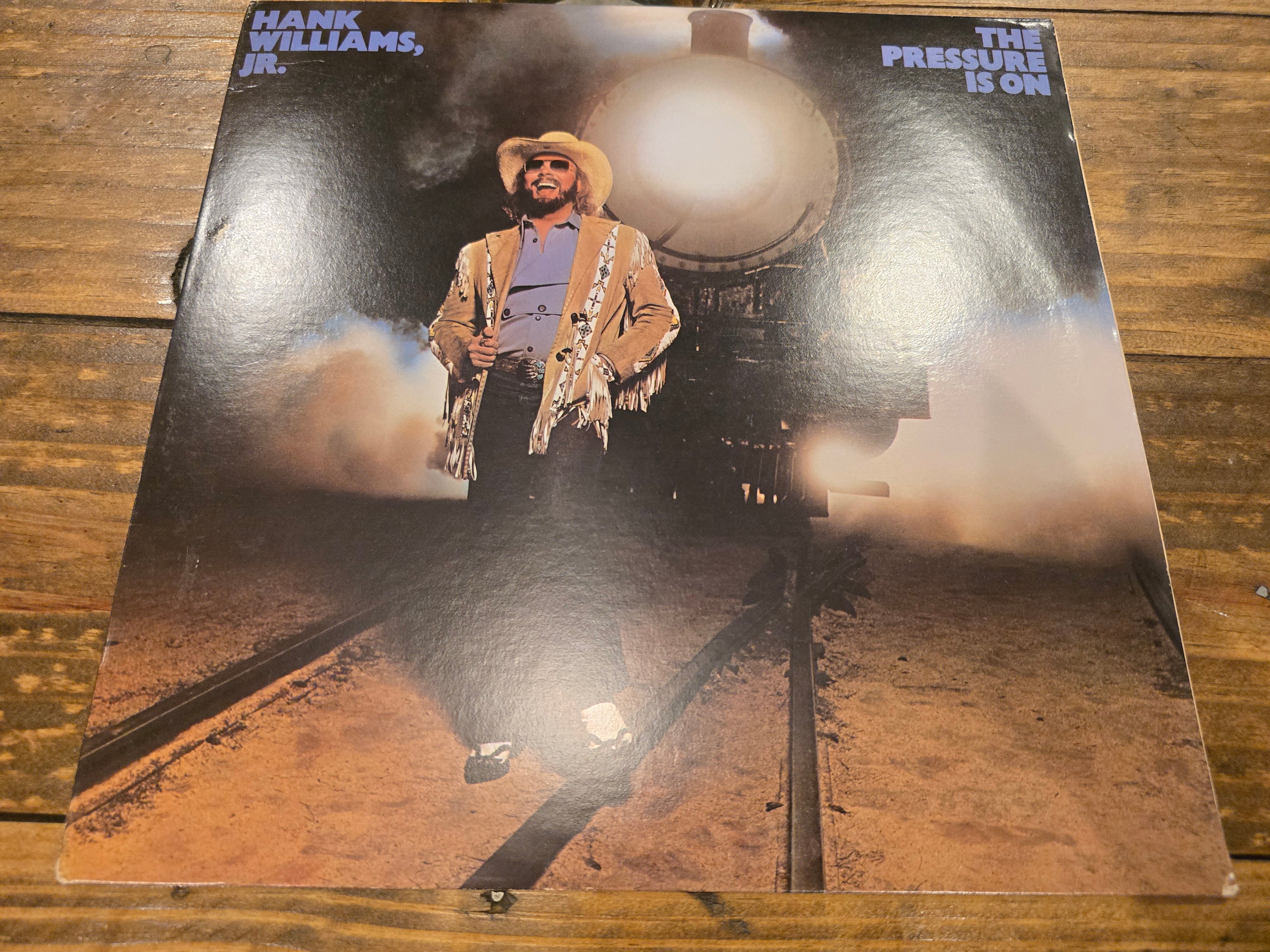 Hank Williams Jr. - The Pressure Is On (5E-535)