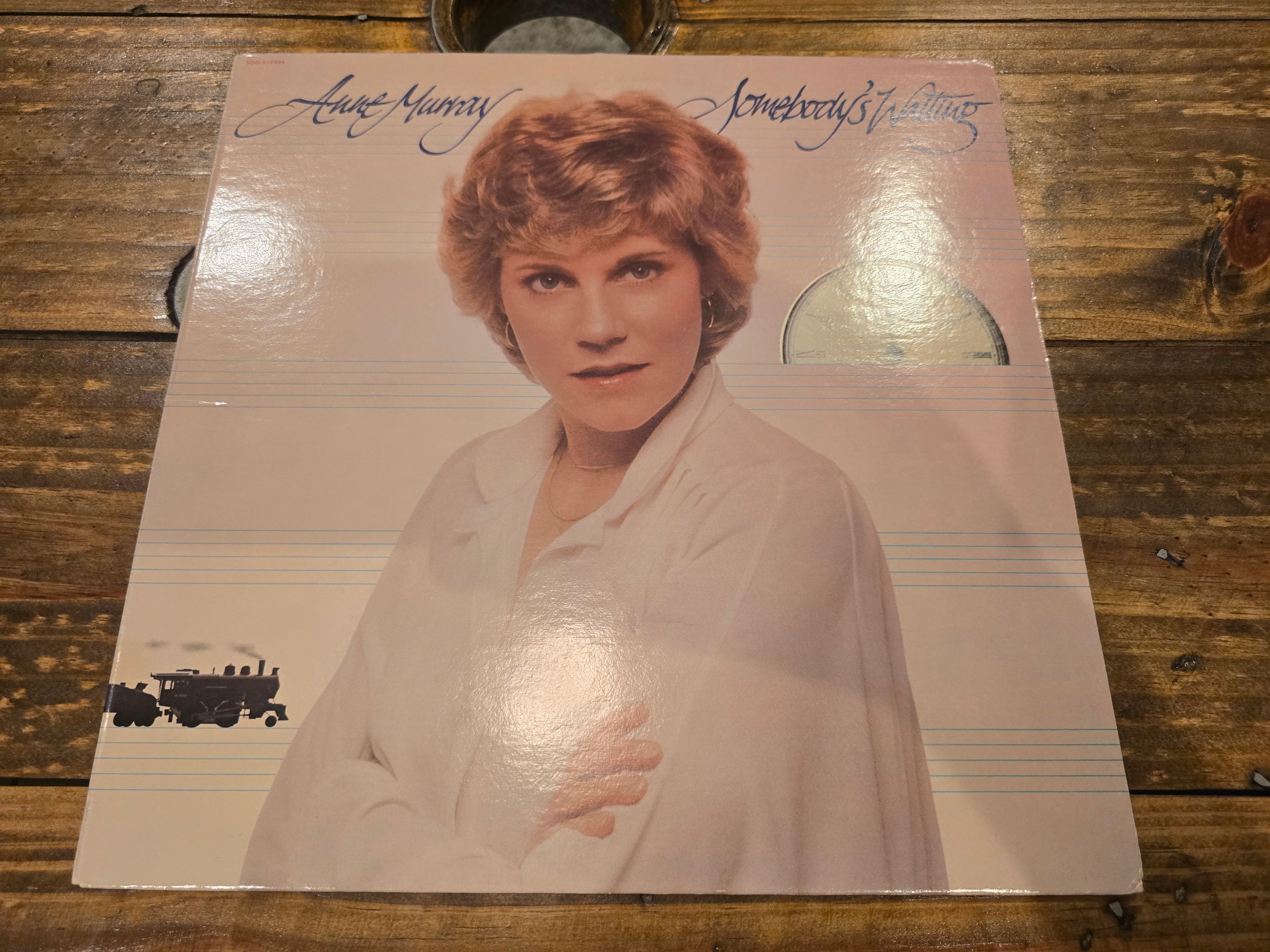 Anne Murray - Somebody's Waiting (SOO-512064)