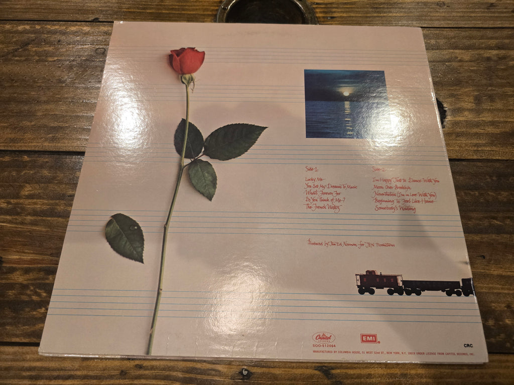 Anne Murray - Somebody's Waiting (SOO-512064)