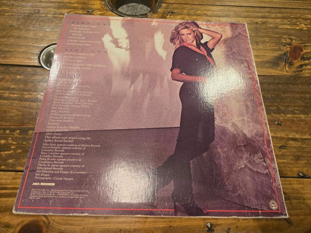 Olivia Newton-John - Totally Hot (MCA-3067)