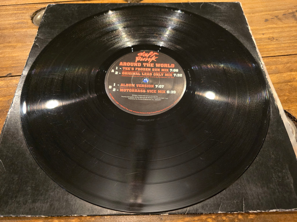 Daft Punk – Around the World (Original French Pressing 12", Virgin Y-38608 / 7243 8 38608 1 3)