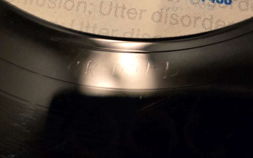 Dynamix II – Techno Bass / Feel the Bass (Original US 12", Crispy Records CR-001, Misprint White Sticker Variant)