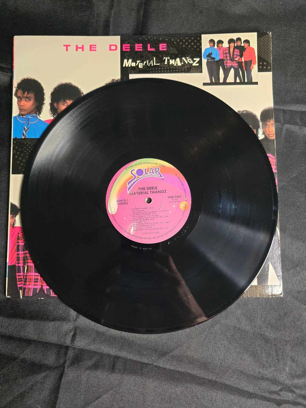 The Deele – Material Thangz (60410-1)
