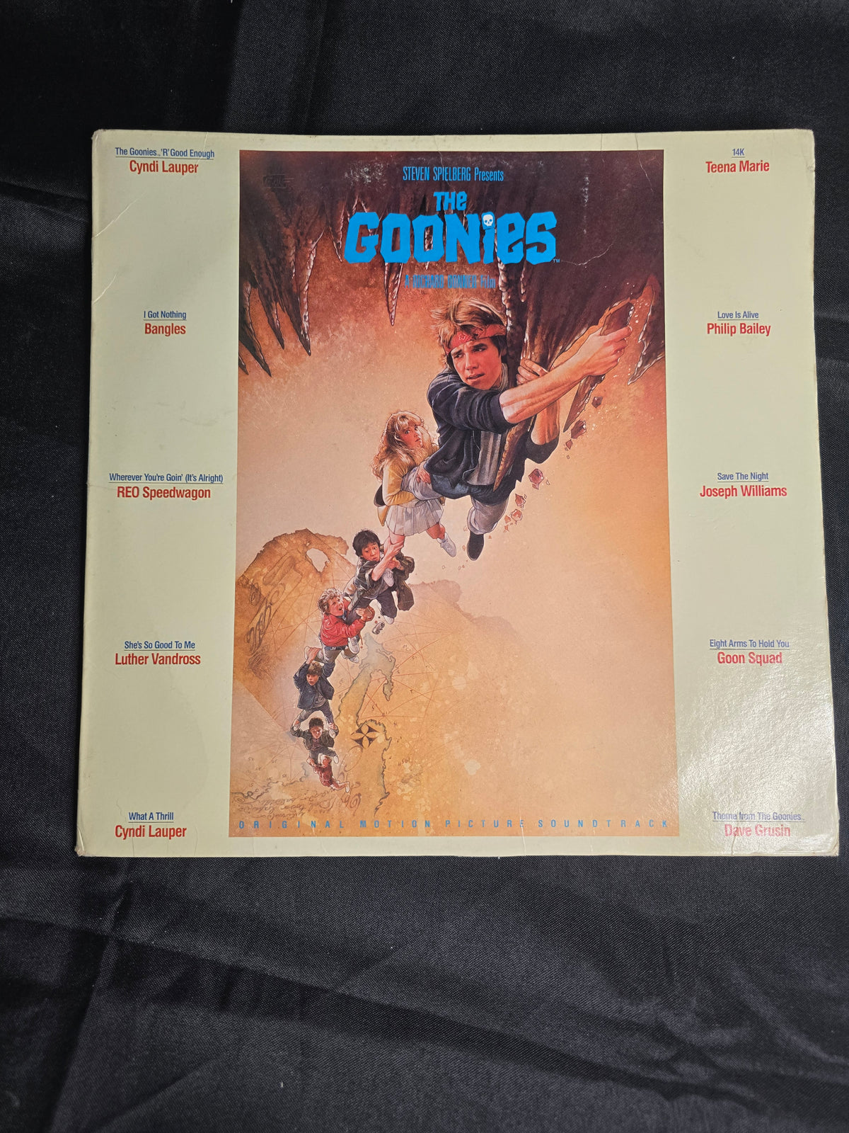 Various Artists – The Goonies: Original Motion Picture Soundtrack (1985, SE40076)
