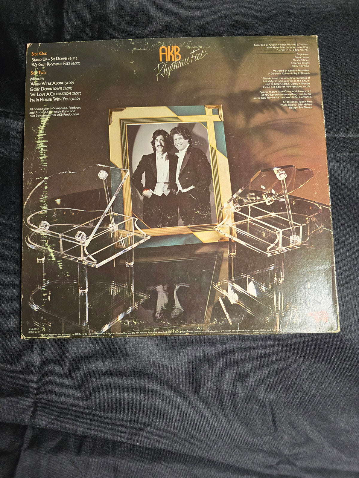 AKB – Rhythmic Feet (RS1-3057)