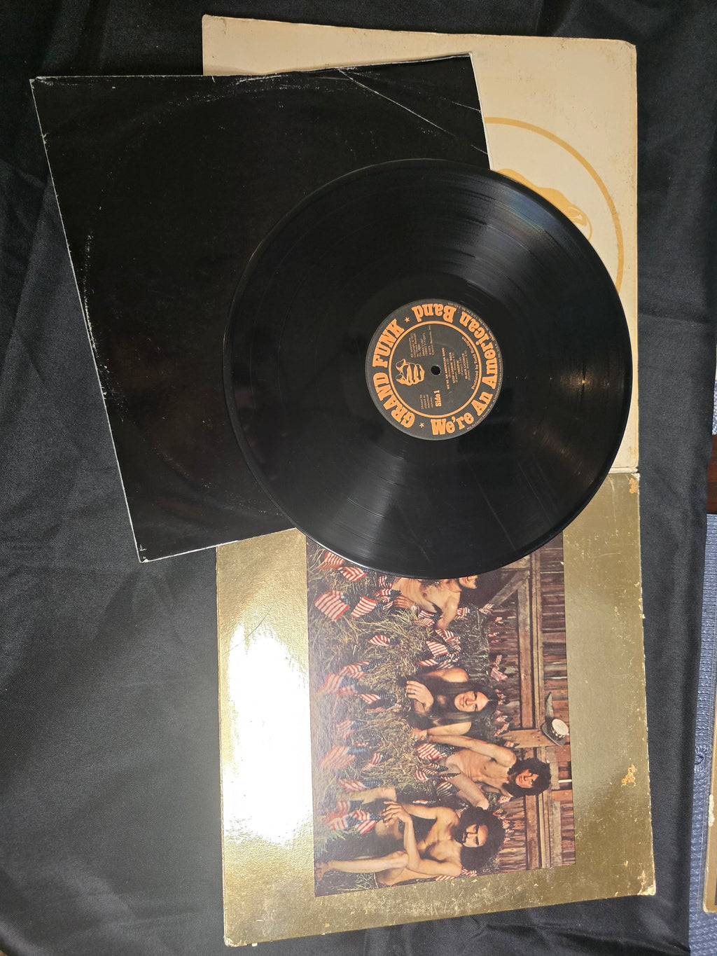 Grand Funk Railroad - We're an American Band (SMAS-11207)