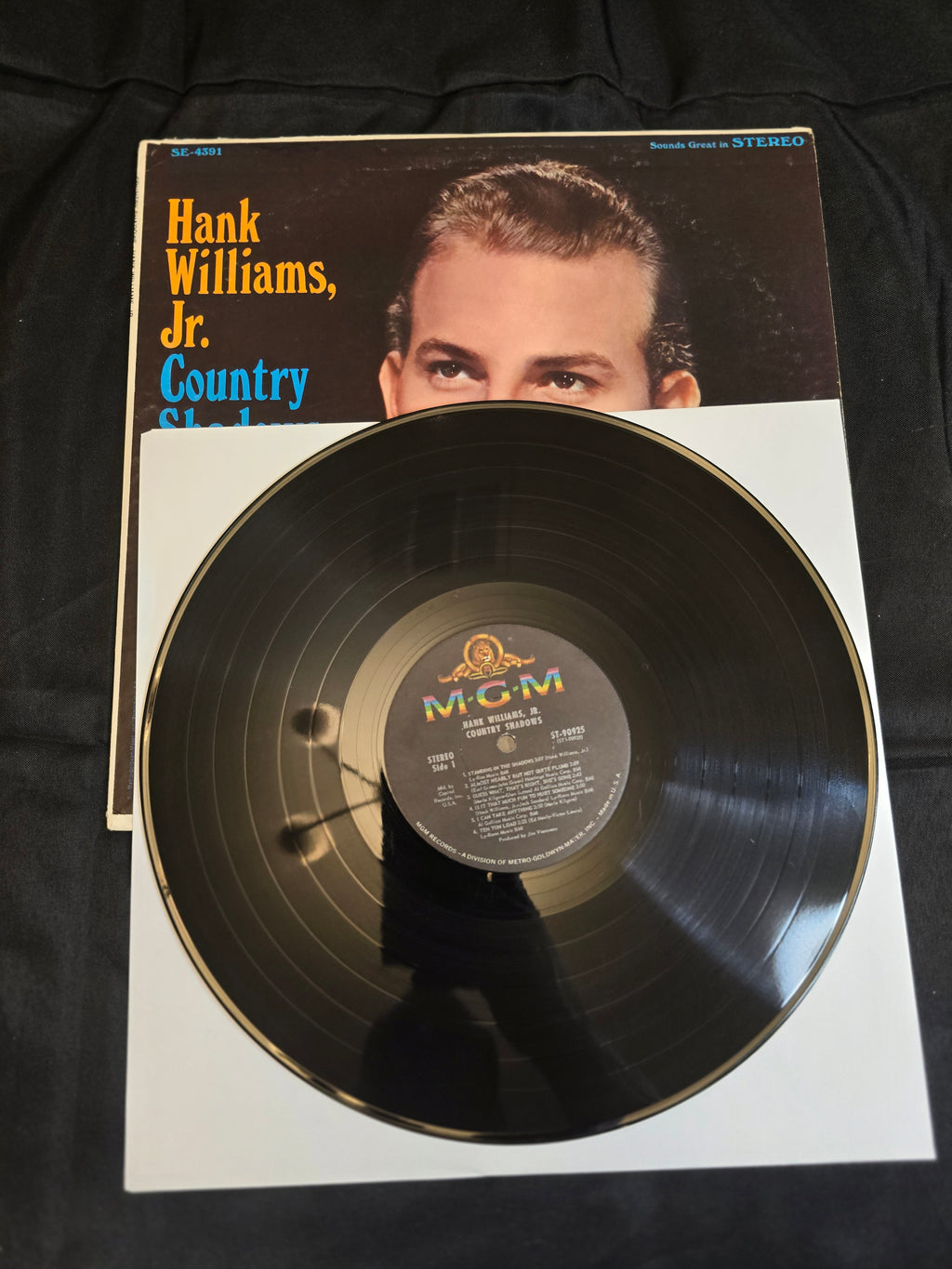 Hank Williams Jr. - Country Shadows (ST-90925)