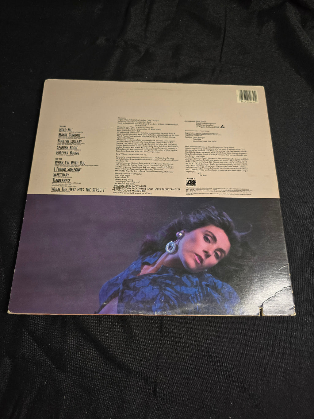 Laura Branigan - Hold Me (81265-1)