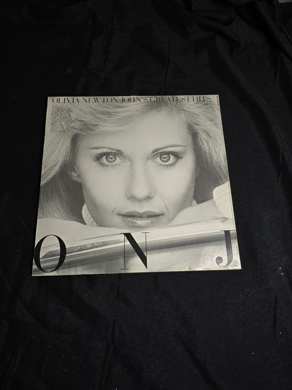 Olivia Newton-John - Greatest Hits (MCA-3028)