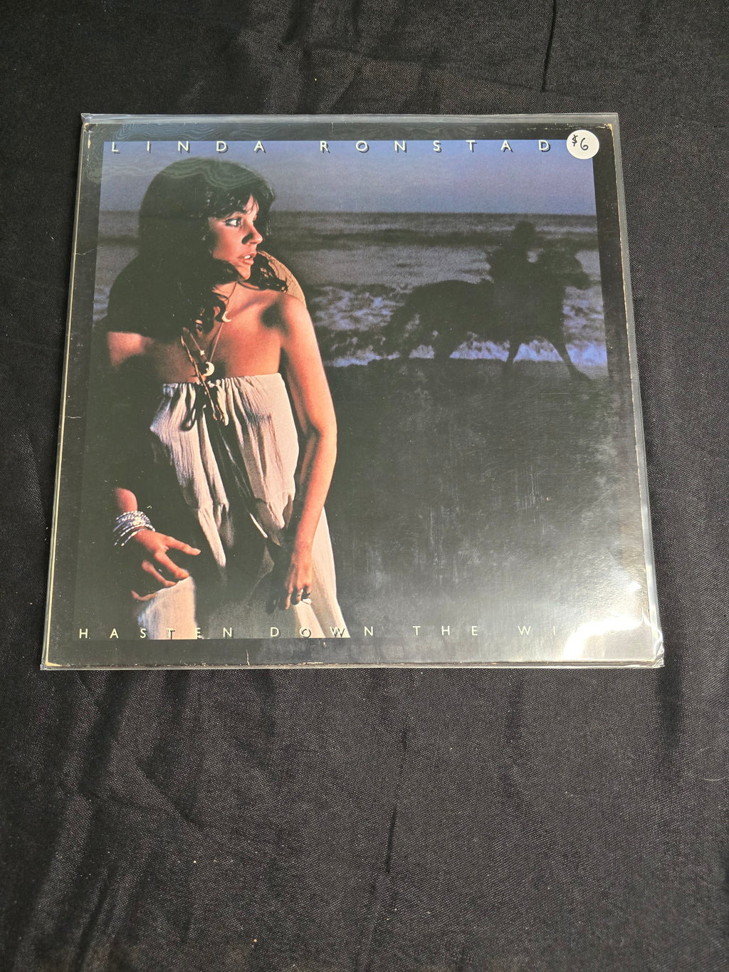 Linda Ronstadt - Hasten Down the Wind (7E-1072)