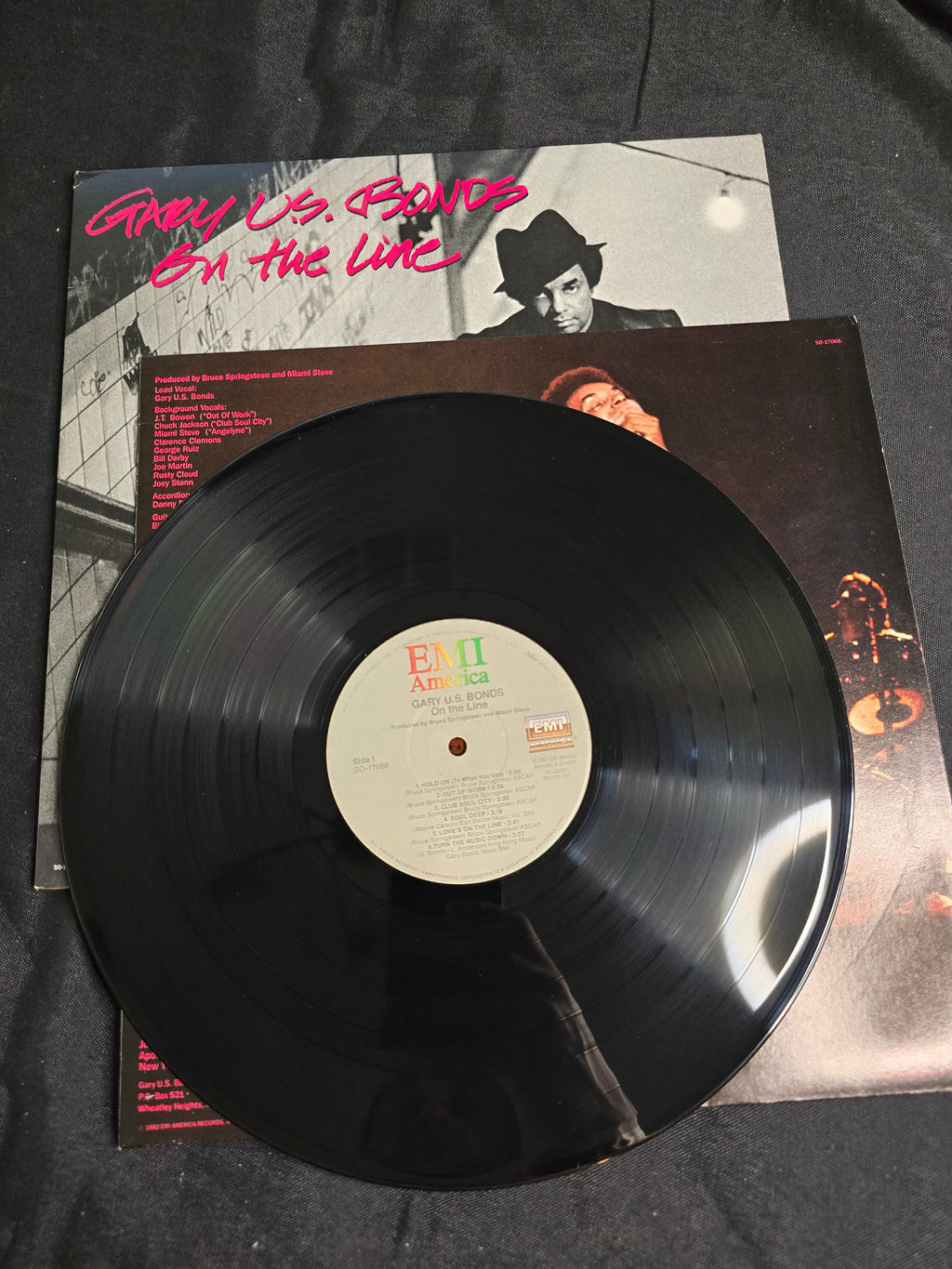 Gary U.S. Bonds - On the Line (SO-17068)