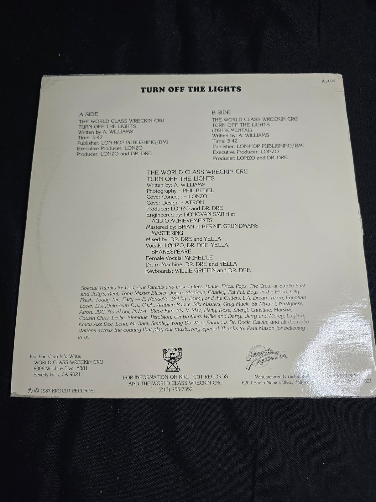 World Class Wreckin' Cru - Turn Off the Lights (KC-006)