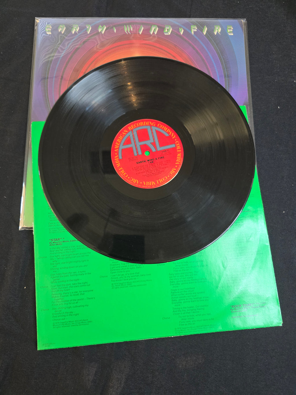 Earth, Wind & Fire - I Am (FC35730)