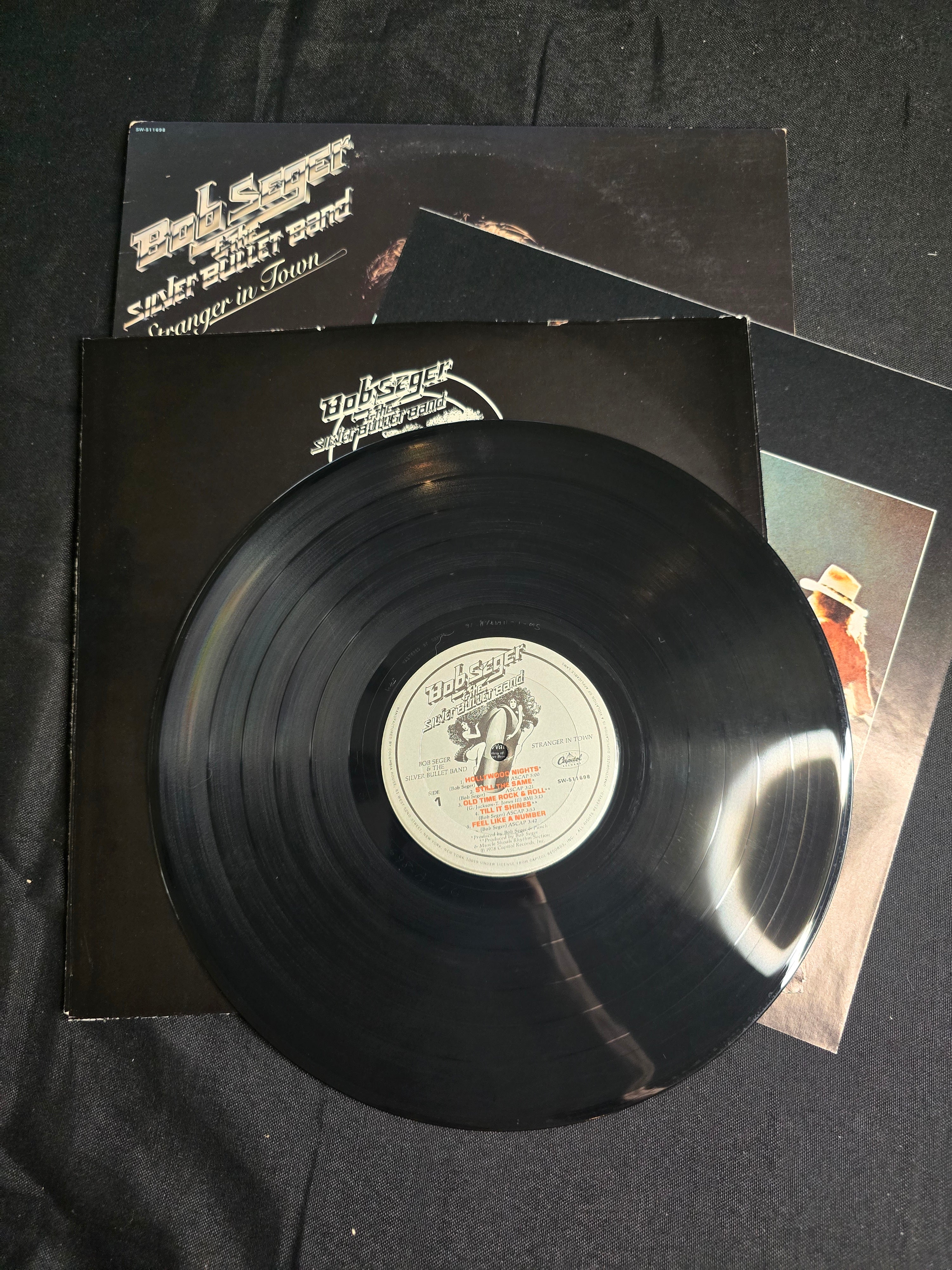 Bob Seger & The Silver Bullet Band - Stranger in Town (SW-511698)