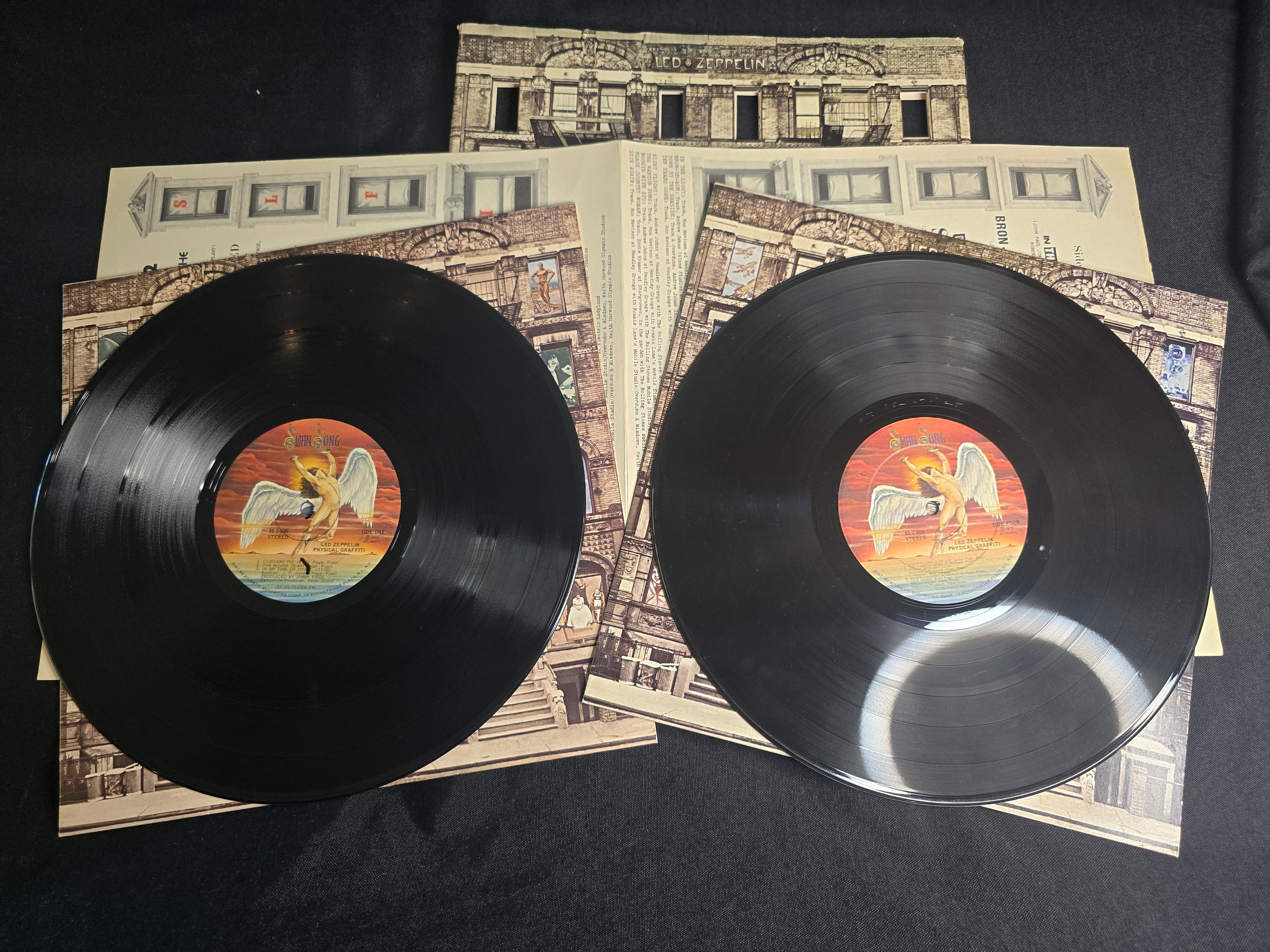 Led Zeppelin - Physical Graffiti (SS2-200)
