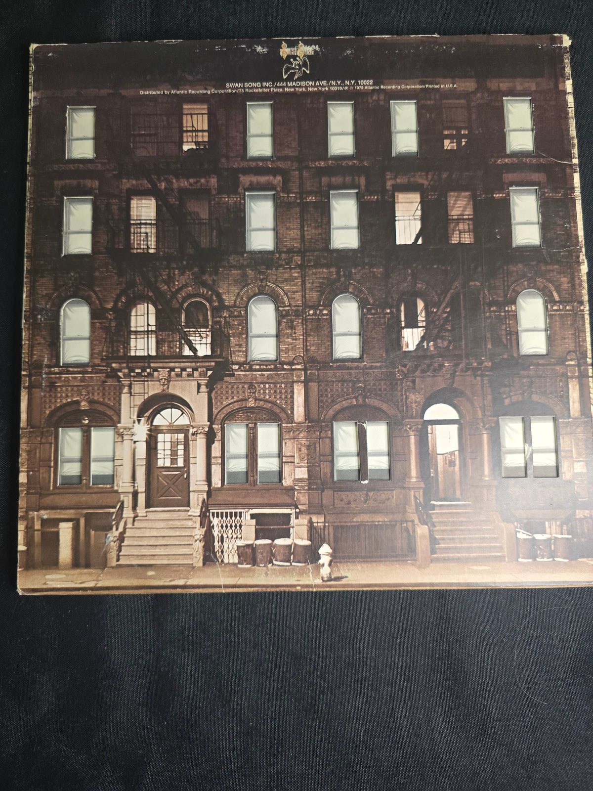 Led Zeppelin - Physical Graffiti (SS2-200)
