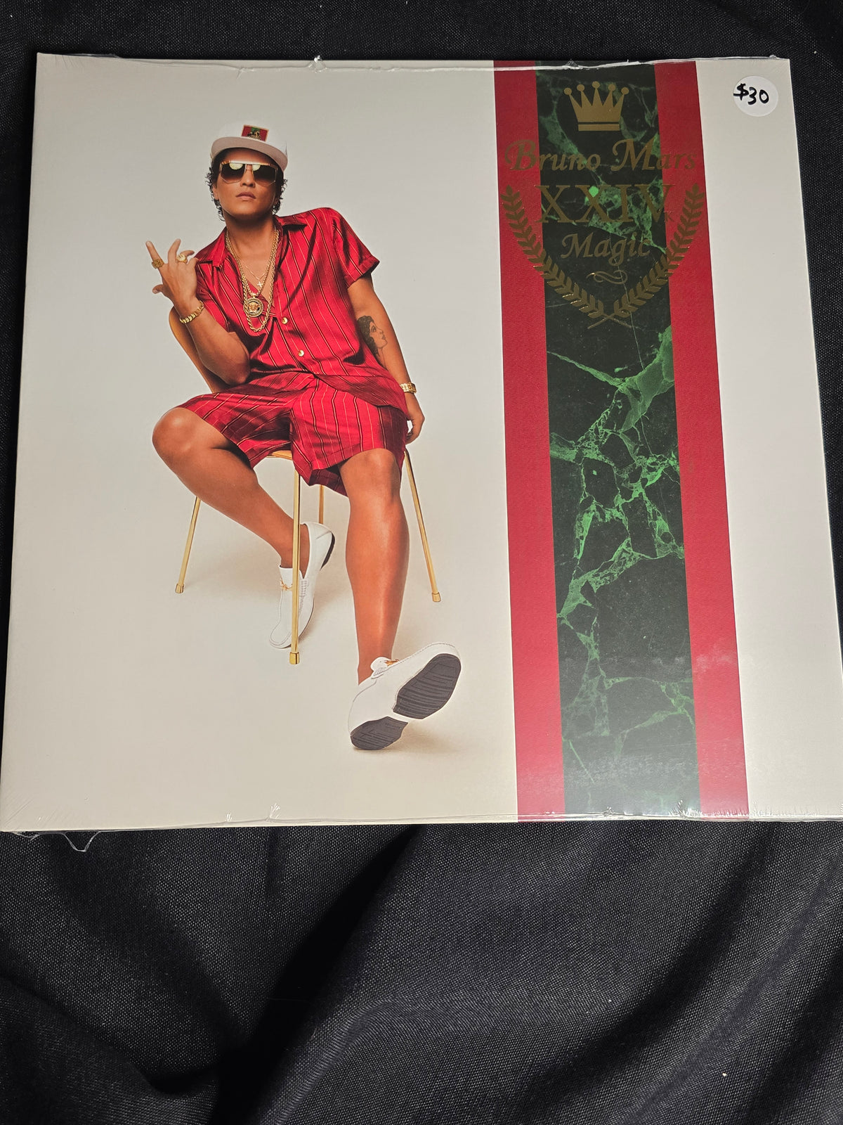 Bruno Mars – 24K Magic (2016, 558305-1)